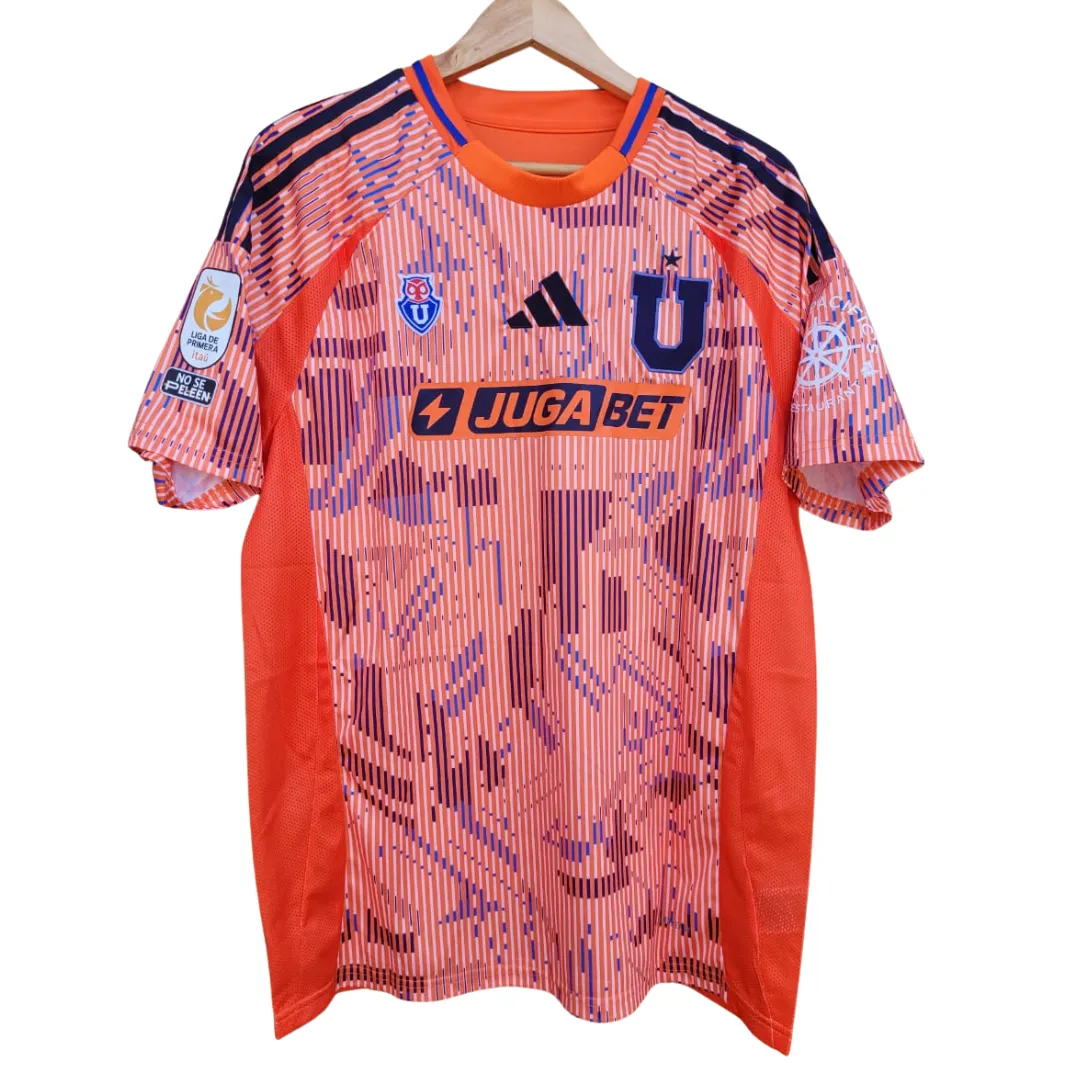 Diseño sin título - 2025-09-16T213434.612 Camiseta Universidad de Chile 2025 Charles Aránguiz - Imagen 1