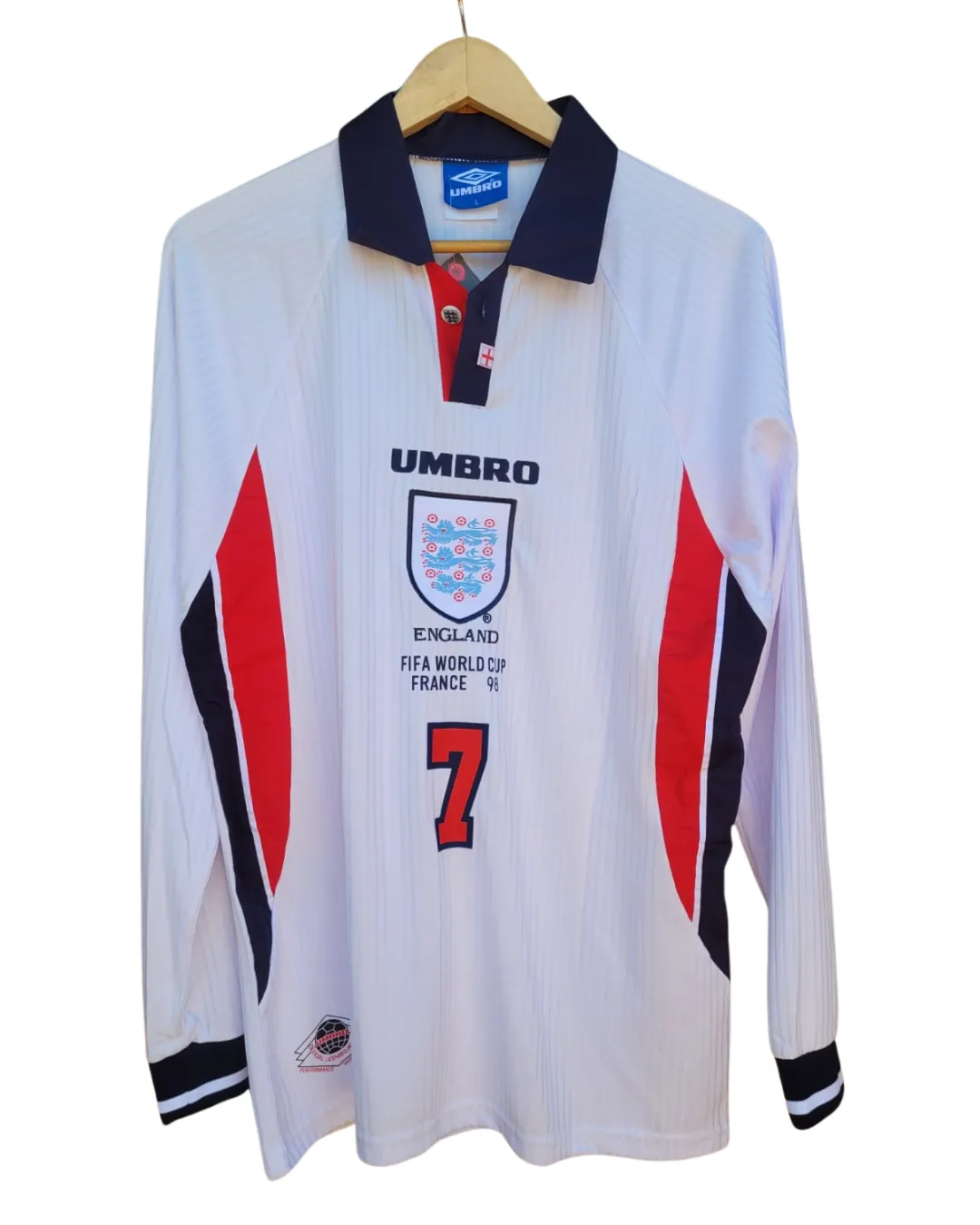 Sin título (1080 x 1350 px) (53) Camiseta Inglaterra 1998 David Beckham, manga larga - Imagen 1