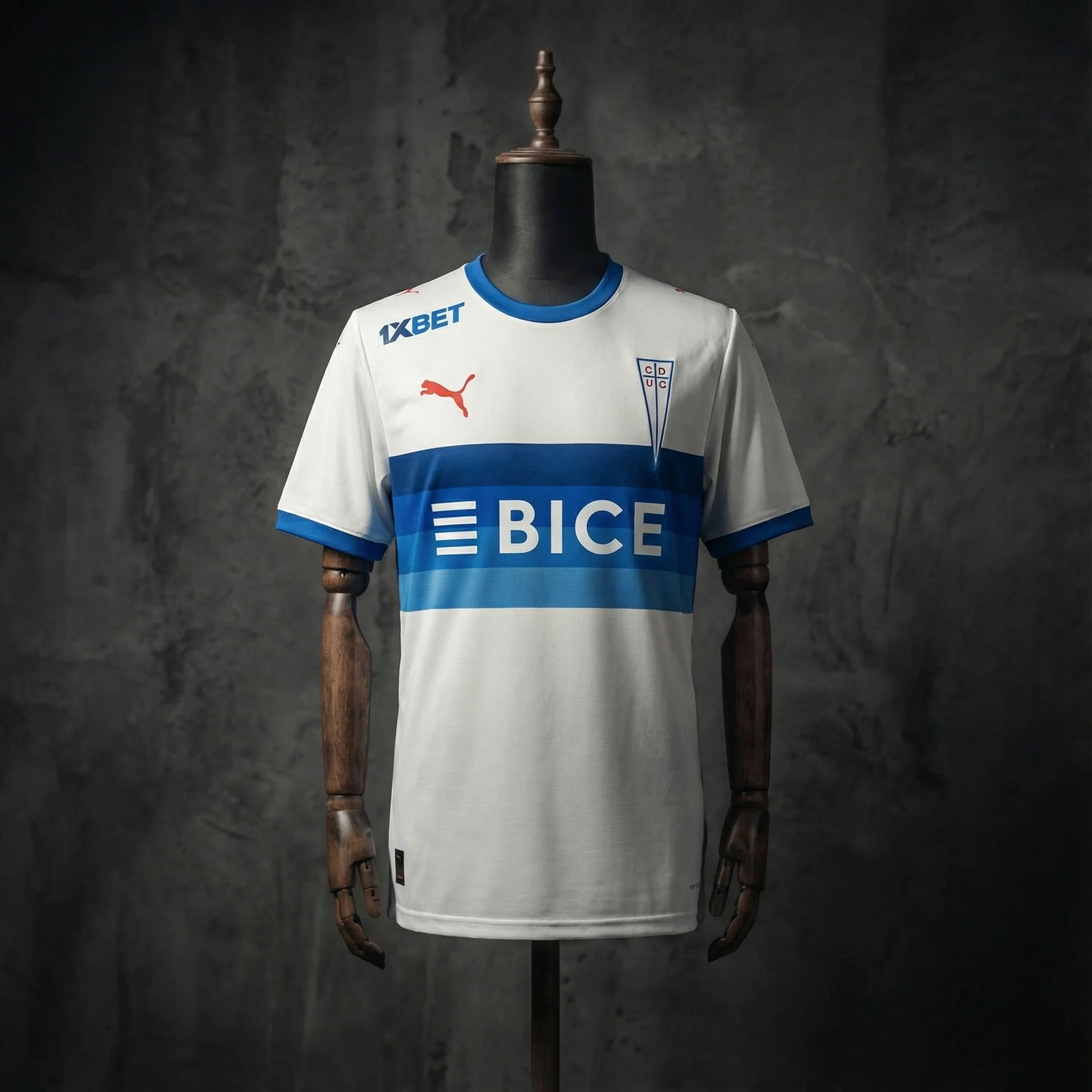 CAMISETA UNIVERSIDAD CATOLICA 2026 ENCARGA TU CAMISETA 20 – 30 DIAS HABILES - UNIVERSIDAD CATOLICA 2026 RECAMBIO - Imagen 1