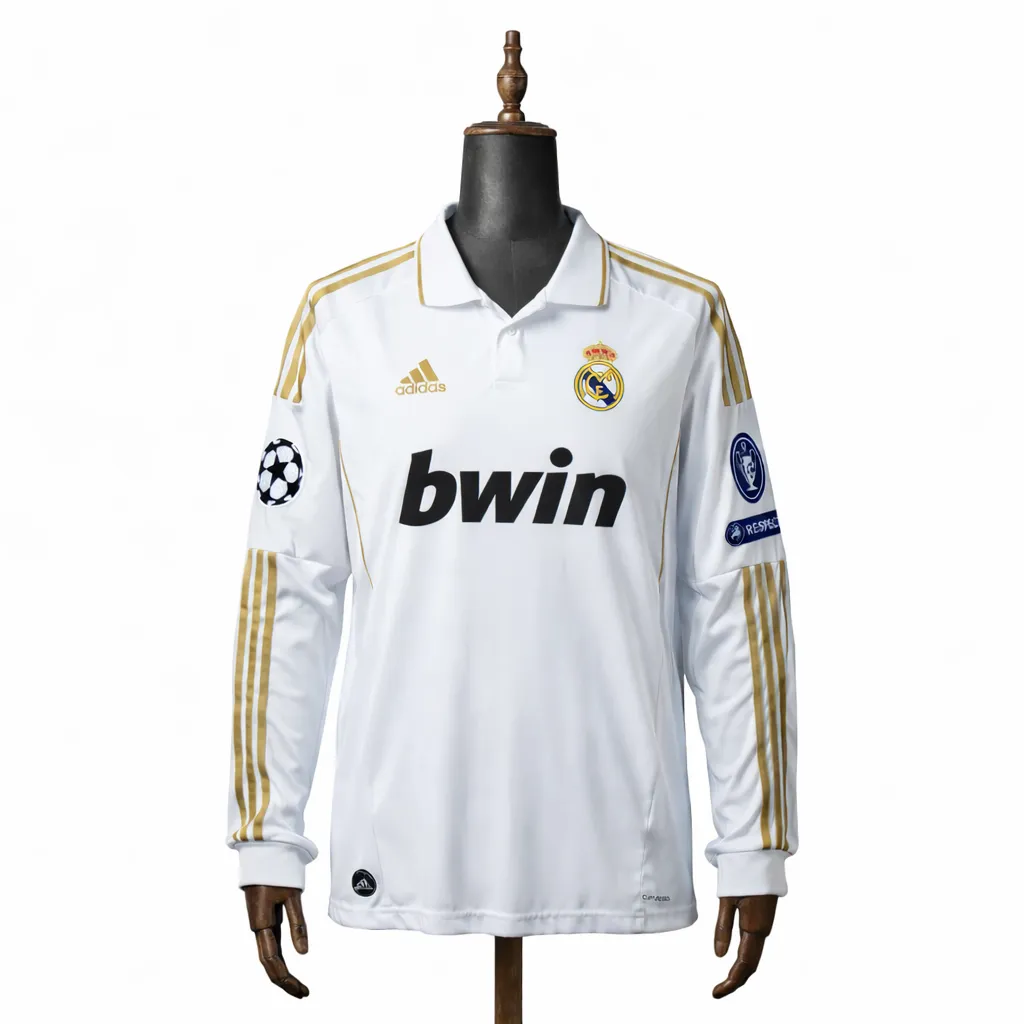 Camiseta Real Madrid Cristiano Ronaldo Camiseta Real Madrid Cristiano Ronaldo 2011 - Imagen 1